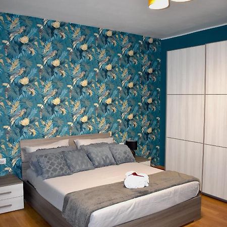 Casa Vacanze Oikia - Room Orchidea 나폴리 외부 사진
